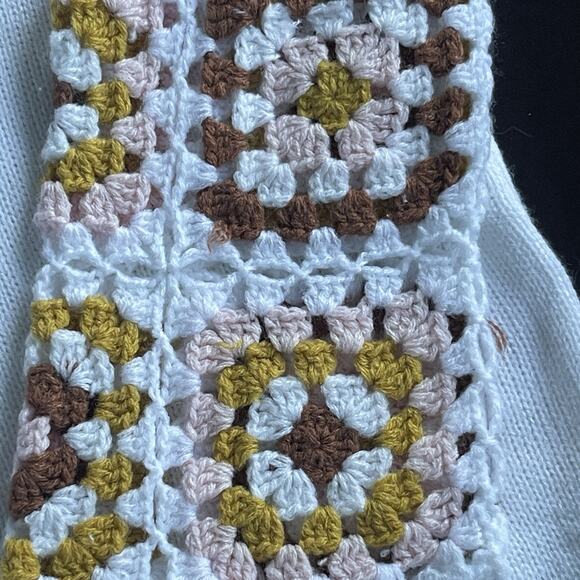 Bibi Womens Granny Square Sweater Small Beachy Cottage Crochet Hippie Vneck Boho - Picture 3 of 10